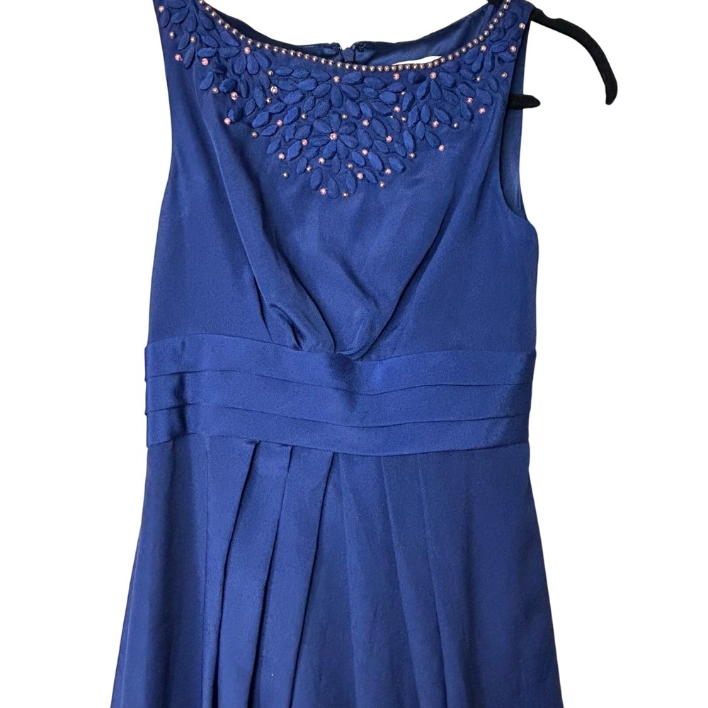 Jessica‎ Simpson Beaded Dress- size 4-ballon skirt hem, royal blue. Fabric beads